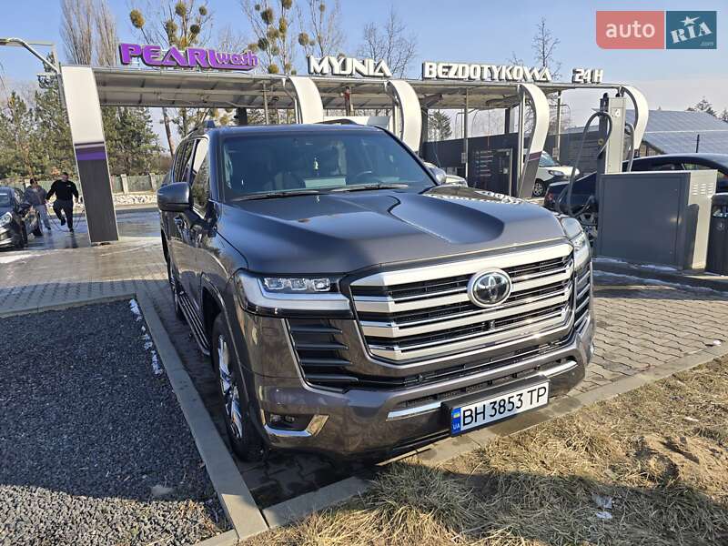 Toyota Land Cruiser 2021