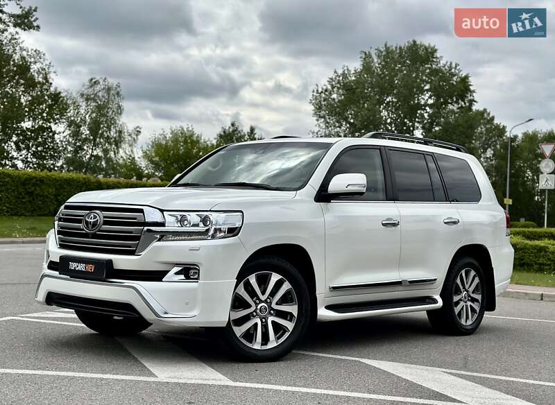 Позашляховик / Кросовер Toyota Land Cruiser 2017 в Києві