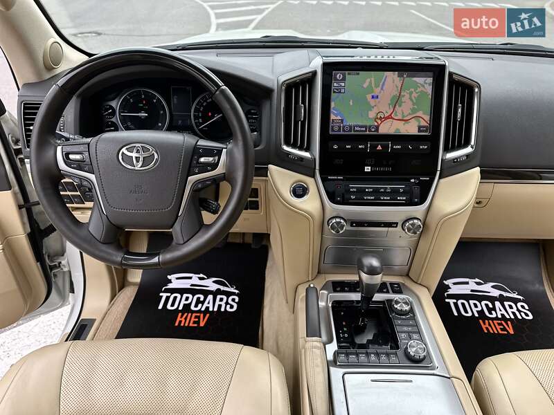 Позашляховик / Кросовер Toyota Land Cruiser 2017 в Києві