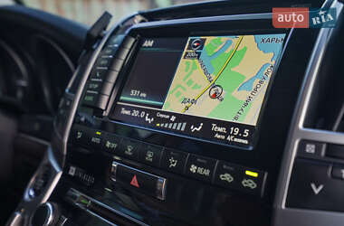 Позашляховик / Кросовер Toyota Land Cruiser 2015 в 