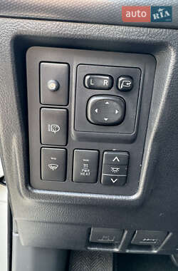 Внедорожник / Кроссовер Toyota Land Cruiser 2012 в 