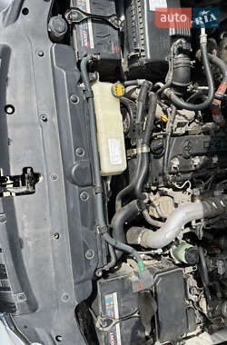 Внедорожник / Кроссовер Toyota Land Cruiser 2012 в 