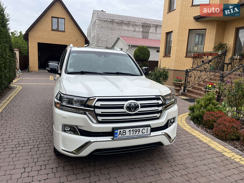 Позашляховик / Кросовер Toyota Land Cruiser 2017 в Вінниці