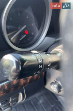 Позашляховик / Кросовер Toyota Land Cruiser 2013 в 