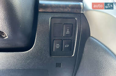 Позашляховик / Кросовер Toyota Land Cruiser 2013 в 