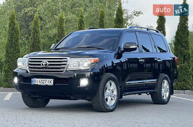 Позашляховик / Кросовер Toyota Land Cruiser 2013 в 