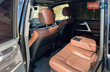 Позашляховик / Кросовер Toyota Land Cruiser 2020 в 