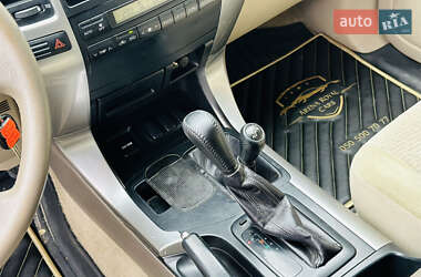 Позашляховик / Кросовер Toyota Land Cruiser 2004 в 