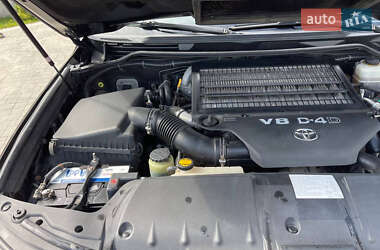 Внедорожник / Кроссовер Toyota Land Cruiser 2010 в 