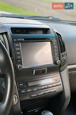Внедорожник / Кроссовер Toyota Land Cruiser 2010 в 