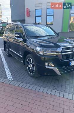 Внедорожник / Кроссовер Toyota Land Cruiser 2020 в 