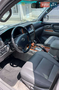 Позашляховик / Кросовер Toyota Land Cruiser 2003 в 