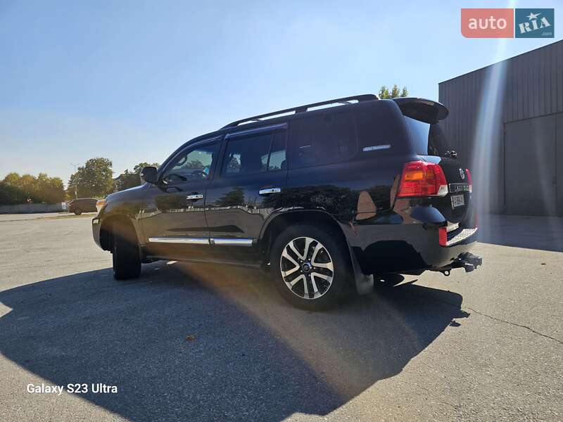 Внедорожник / Кроссовер Toyota Land Cruiser 2012 в Сквире