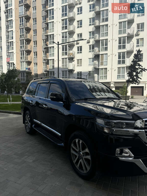 Toyota Land Cruiser 2008