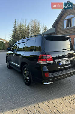 Внедорожник / Кроссовер Toyota Land Cruiser 2009 в 