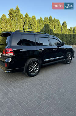 Внедорожник / Кроссовер Toyota Land Cruiser 2009 в 