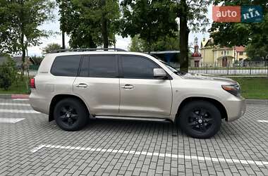 Внедорожник / Кроссовер Toyota Land Cruiser 2011 в 
