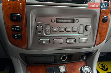 Внедорожник / Кроссовер Toyota Land Cruiser 2006 в 