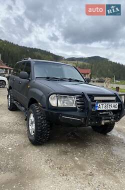 Внедорожник / Кроссовер Toyota Land Cruiser 2003 в 