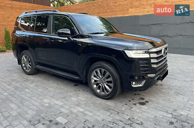 Внедорожник / Кроссовер Toyota Land Cruiser 2022 в 