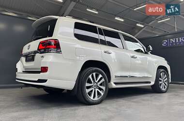 Внедорожник / Кроссовер Toyota Land Cruiser 2019 в 