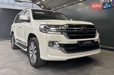 Внедорожник / Кроссовер Toyota Land Cruiser 2019 в 
