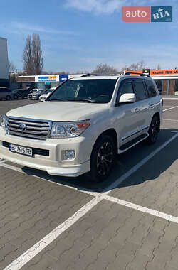 Внедорожник / Кроссовер Toyota Land Cruiser 2012 в Николаеве