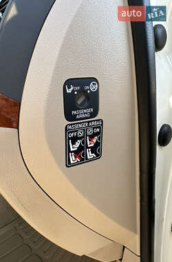 Внедорожник / Кроссовер Toyota Land Cruiser 2012 в 