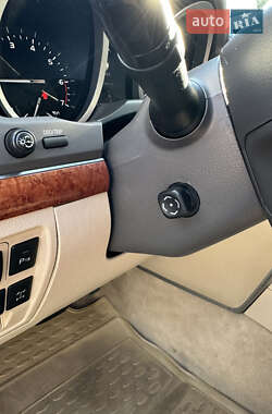 Внедорожник / Кроссовер Toyota Land Cruiser 2012 в 