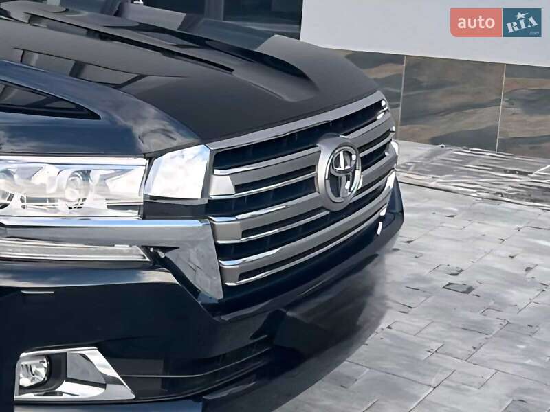 Позашляховик / Кросовер Toyota Land Cruiser 2021 в Івано-Франківську