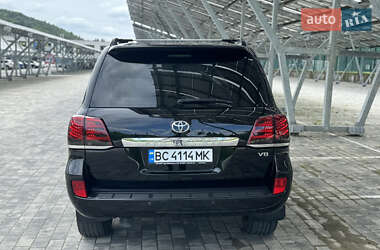 Внедорожник / Кроссовер Toyota Land Cruiser 2008 в 
