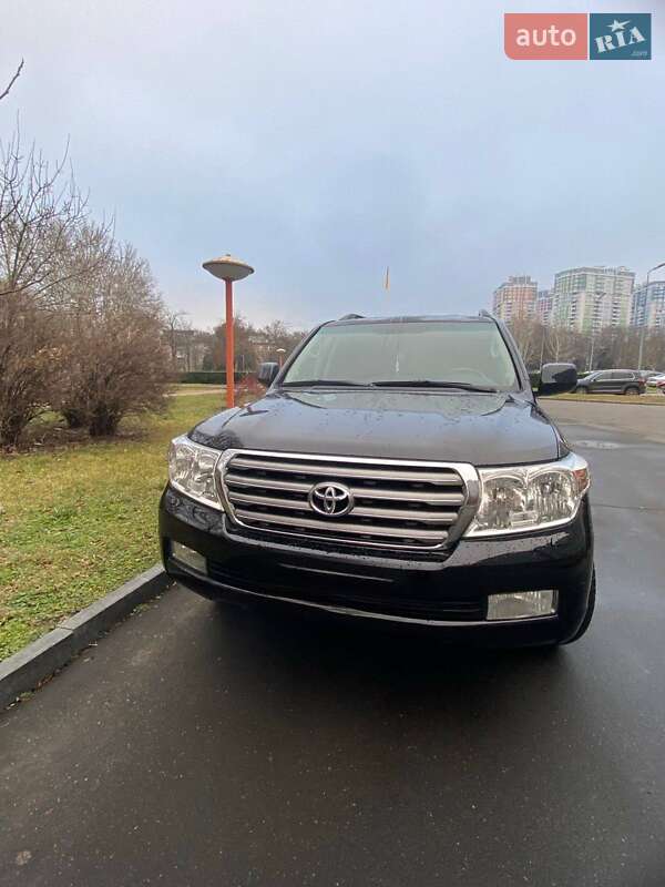 Позашляховик / Кросовер Toyota Land Cruiser 2008 в 