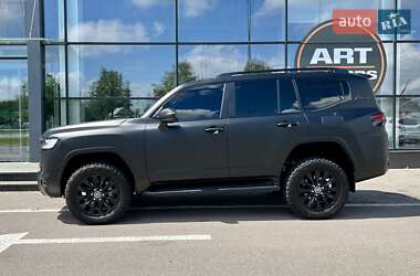 Внедорожник / Кроссовер Toyota Land Cruiser 2022 в 