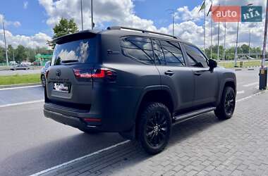 Внедорожник / Кроссовер Toyota Land Cruiser 2022 в 