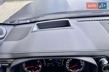 Внедорожник / Кроссовер Toyota Land Cruiser 2022 в 