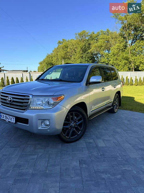 Позашляховик / Кросовер Toyota Land Cruiser 2013 в Луцьку