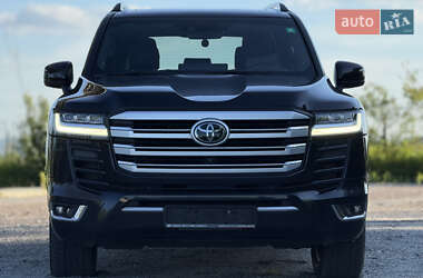 Позашляховик / Кросовер Toyota Land Cruiser 2023 в 