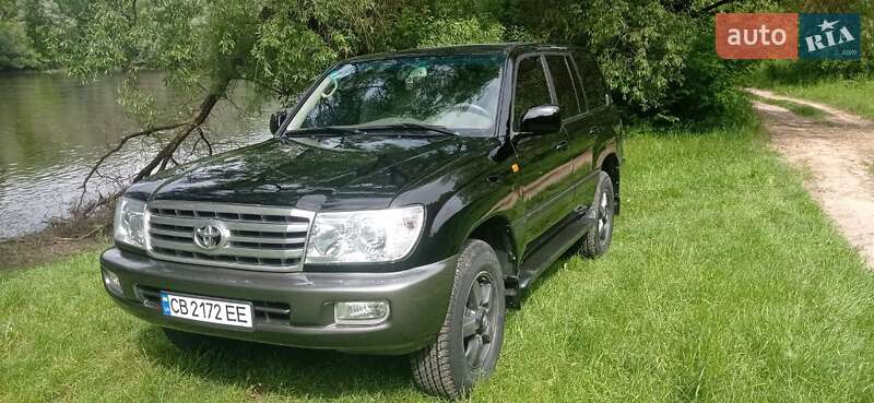 Позашляховик / Кросовер Toyota Land Cruiser 2006 в Новгород-Сіверському