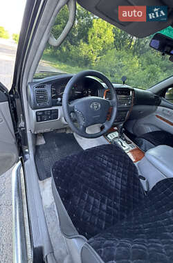 Позашляховик / Кросовер Toyota Land Cruiser 2003 в 