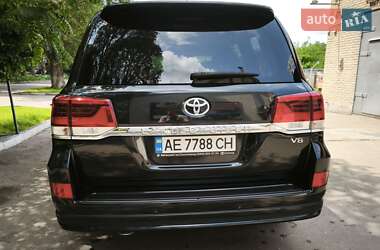 Внедорожник / Кроссовер Toyota Land Cruiser 2020 в 