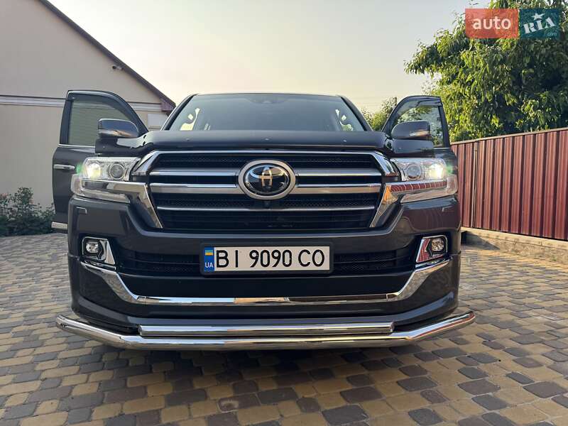 Внедорожник / Кроссовер Toyota Land Cruiser 2019 в Горишних Плавнях