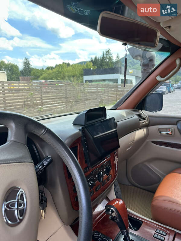 Внедорожник / Кроссовер Toyota Land Cruiser 2001 в Тячеве