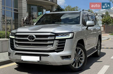 Внедорожник / Кроссовер Toyota Land Cruiser 2021 в Киеве