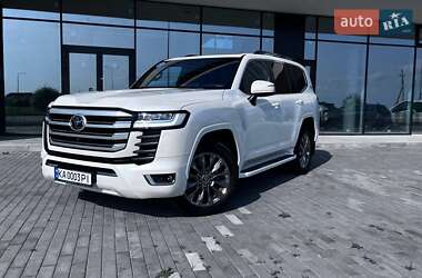 Внедорожник / Кроссовер Toyota Land Cruiser 2022 в Киеве