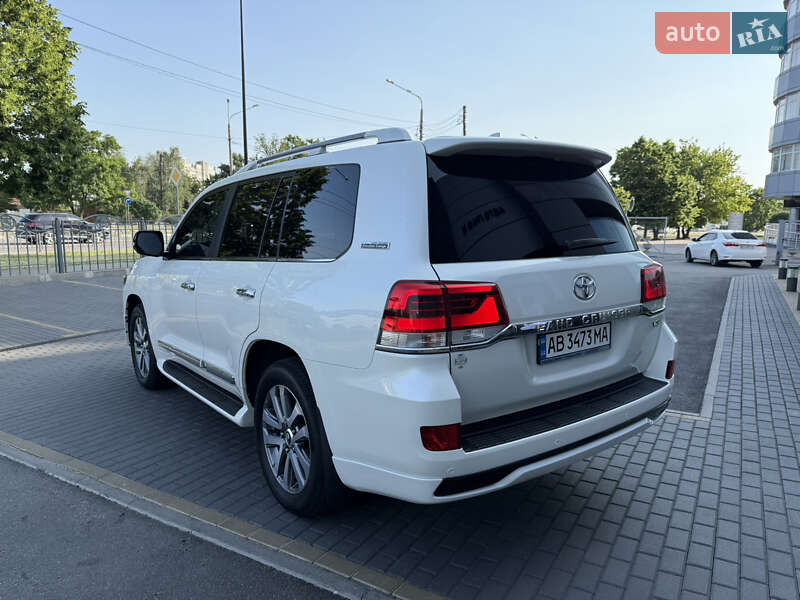 Внедорожник / Кроссовер Toyota Land Cruiser 2017 в Харькове