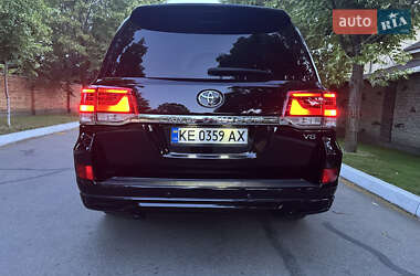 Внедорожник / Кроссовер Toyota Land Cruiser 2008 в 