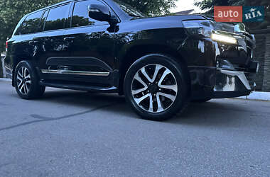 Внедорожник / Кроссовер Toyota Land Cruiser 2008 в 