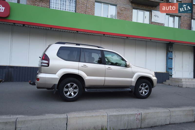 Внедорожник / Кроссовер Toyota Land Cruiser 2008 в Киеве