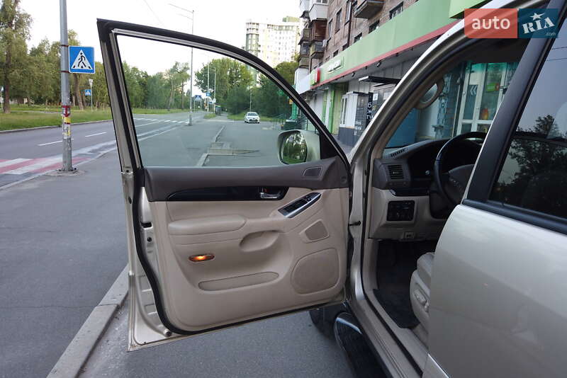 Внедорожник / Кроссовер Toyota Land Cruiser 2008 в Киеве