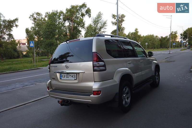 Внедорожник / Кроссовер Toyota Land Cruiser 2008 в Киеве